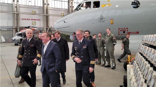 Wie läuft es bei den Marinefliegern? Pistorius zu Besuch in Nordholz Bundesverteidigungsminister Boris Pistorius ist am Freitag (10. Januar) zu Besuch bei den Marinefliegern in Nordholz.