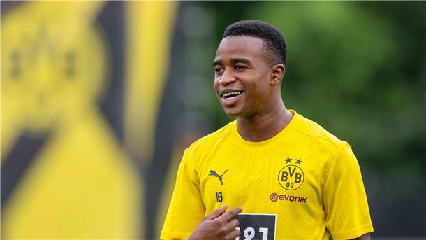 BVB-Stürmer Youssoufa Moukoko soll heute den Medizincheck in Nizza absolvieren.