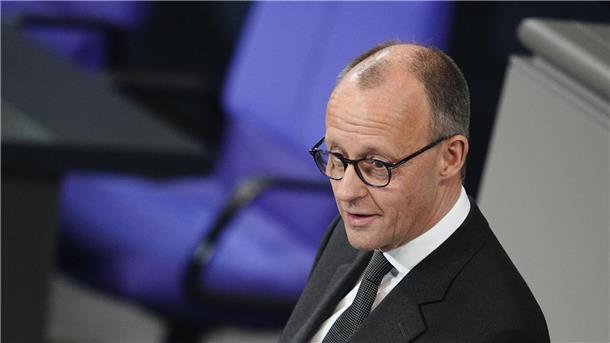 Trauerstaatsakt für Wolfgang Schäuble in Berlin CDU-Chef Friedrich Merz: „Wir verneigen uns vor einem wahren Staatsmann unseres Landes.“