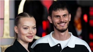 Cheyenne Ochsenknecht und Nino Sifkovits erwarten das zweite Kind.
