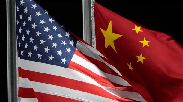 China setzt weitere US-Rüstungskonzerne auf Sanktionsliste China hat Sanktionen gegen drei US-Rüstungskonzerne angekündigt.