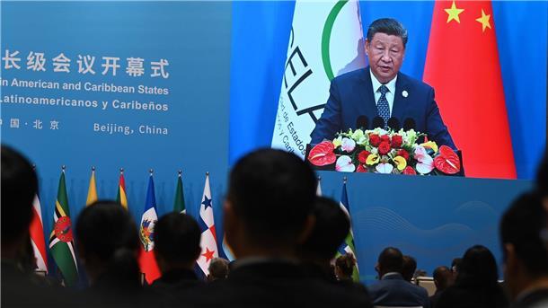 Chinas Präsident warb vor Regierungsvertretern lateinamerikanischer Staaten für mehr Handel.  
