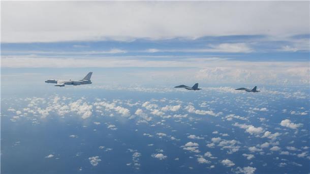 China übt mit Großmanöver Blockade Taiwans Chinesische Kampfflugzeuge in der Luft: China startet eine großangelegte Militärübung in der Taiwanstraße und um Taiwan (Archivbild).