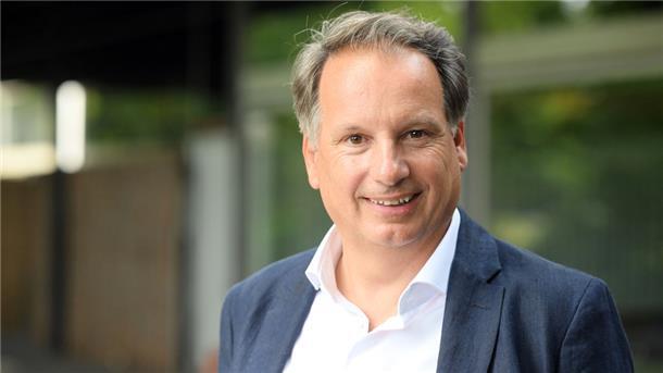 Christian Firmbach, Generalintendant des Oldenburgischen Staatstheaters, ist einer der Teilnehmer des moderierten Gesprächs.