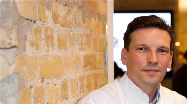 Nach Vorwürfen: Starkoch Jürgens nicht mehr Restaurant-Chef Christian Jürgens ist ein Sternekoch.