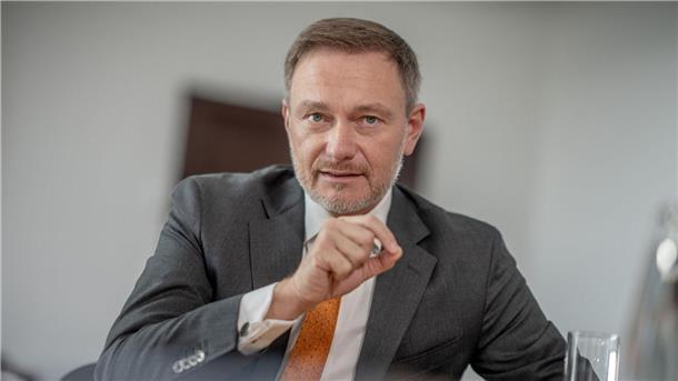 Christian Lindner fordert eine gestärkte militärische Reserve für die Bundeswehr.