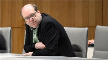 Christian Meyer (Grüne), Umweltminister Niedersachsen, sitzt im niedersächsischen Landtag.
