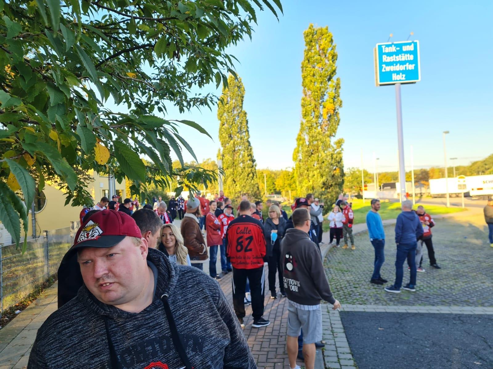 Christine Krüger ist mit den Jungs von der Weser unterwegs. Sie schickt uns Foto...