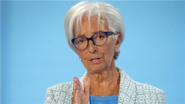 Lagarde will „Fuß noch eine Weile auf der Bremse lassen“ Christine Lagarde äußert sich zur Geldpolitik der EZB.
