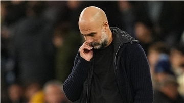 City-Trainer Pep Guardiola reagiert mit Selbstkritik nach der Niederlage im Derby.