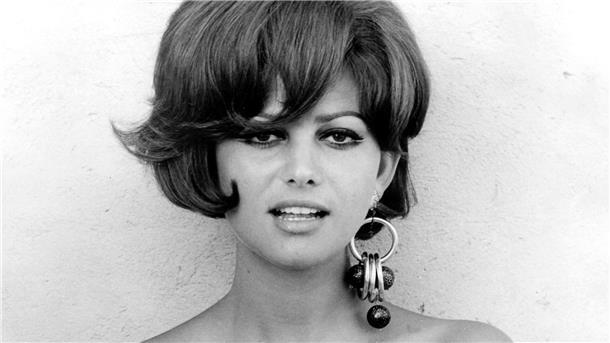 Italienische Filmikone: Claudia Cardinale wird 85 Claudia Cardinale im Jahr 1965.