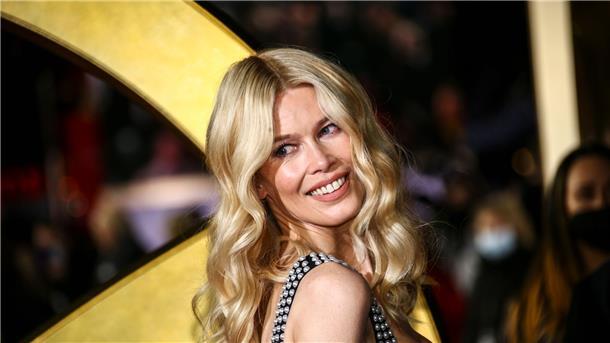 Claudia Schiffer lebt gern in England.
