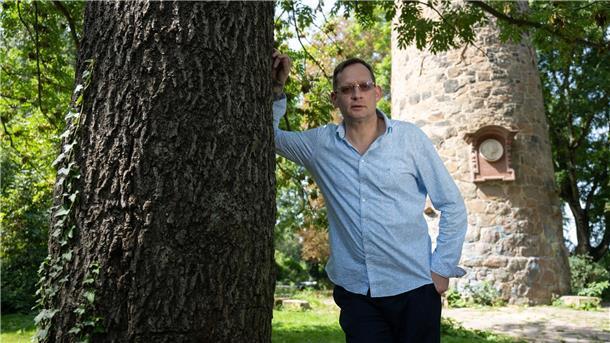 Clemens Meyer steht mit seinem neuen Roman auf der Longlist des Deutschen Buchpreises (Foto: Produktion).