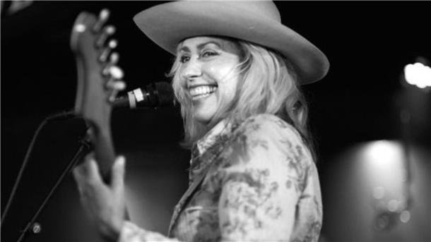 Courtney Yasmineh ist Countrysängerin und auf ihrer Europa-Tournee macht sie am Dienstag, 3. Oktober, Gastspiel-Station in der Dedesdorfer "Weserperle".