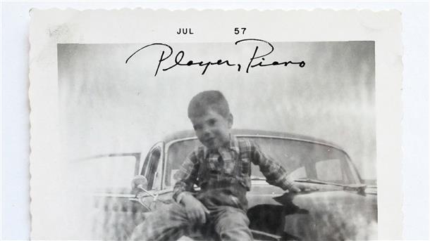 Cover des Albums „Player, Piano“ von Daniel Lanois: Der Studiozauberer gibt sich ganz intim.