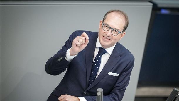 Union fordert zu gemeinsamer Migrations-Begrenzung auf CSU-Landesgruppenchef Alexander Dobrindt fordert die Ampel-Koalition in Sachen Migrations-Begrenzung zu gemeinsamen Beschlüssen auf.