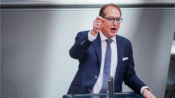 Ampel-Haushaltsstreit: CSU warnt vor Steuererhöhungen CSU-Landesgruppenchef Alexander Dobrindt wirft der Ampel-Regierung „mangelnde finanzpolitische Seriosität“ vor.
