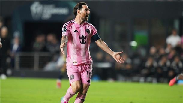 Endstation Halbfinale: Kein Champions-Cup-Titel für Messi Da half alles Meckern nichts: Messi und Miami haben gegen Vancouver verloren.