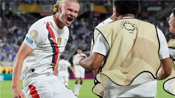 4:3-Sensation: Al-Hilal schockt ManCity und Guardiola Da jubelte Erling Haaland noch nach seinem 2:2.