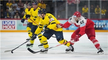 Dänemark um Pinguins-Stürmer Christian Wejse (rechts) hat das Spiel um Platz drei bei der WM gegen Schweden verloren.