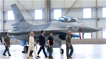 Dänemark und die Niederlande werden der Ukraine F-16-Kampfjets liefern.