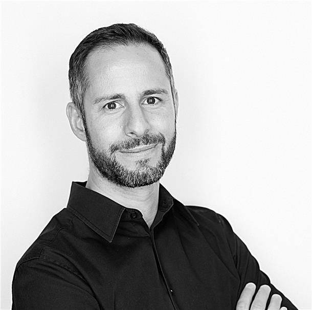 Daniel E. Palu