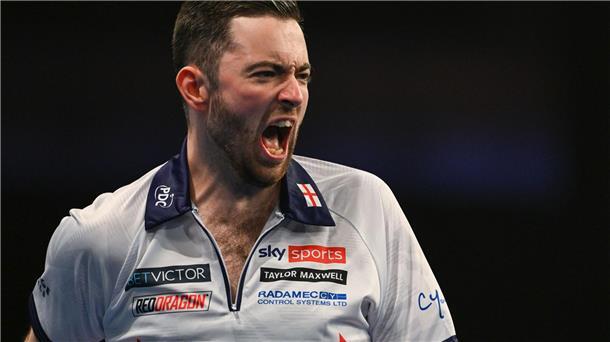 Darts-Weltmeister Humphries dominiert weiter die Szene.