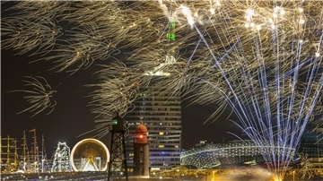 Feuerwerk über Bremerhaven.