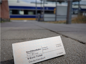 Das 9-Euro-Ticket hat bald ausgedient. Auch der Nordwestbahn hat es von Juni bis August zusätzliche Fahrgäste beschert. Volle oder überfüllte Züge gab es zumindest auf der Strecke Nordenham-Bremen nicht.