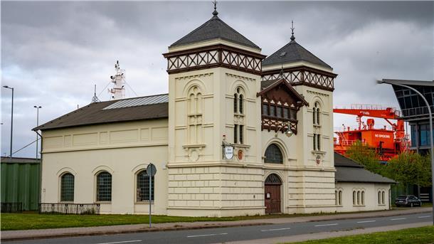 Das Alte Kraftwerk an der Kaiserschleuse bekommt Geld vom Denkmalschutz.
