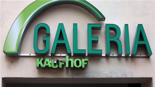 Galeria-Insolvenzverwalter reicht Plan zur Sanierung ein Das Amtsgericht Essen prüft, ob der von Insolvenzverwalter Denkhaus erstellte Insolvenzplan den rechtlichen Voraussetzungen entspricht.