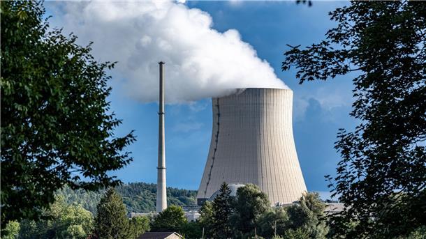 Atomstreit: Grünen-Spitze will Scholz-Entscheidung mittragen Das Atomkraftwerk Isar 2 gehört zu den drei Atomkraftwerken, die maximal bis zum 15. April 2023 weiterlaufen können.