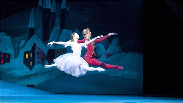 Bolschoi Theater will Teil der Eintrittskarten versteigern Das Ballett Nussknacker gilt als die beliebteste, aber auch teuerste Aufführung im Bolschoi Theater. (Archivbild)