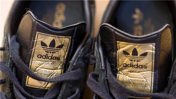 Schwere Zeiten für Adidas Das Betriebsergebnis von Adidas könnte erstmals nach Jahrzehnten um bis zu 700 Millionen im Minus liegen.