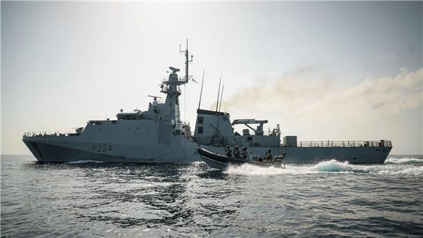 König Charles spricht Betroffenen von Hurrikan Mitgefühl aus Das britische Verteidigungsministerium kündigte an, ein Schiff der Navy zur Unterstützung auf die Kaimaninseln zu schicken.