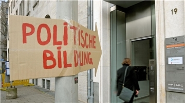 Das Budget der Landeszentrale für politische Bildung soll mehr als verdoppelt werden. (Archivbild)