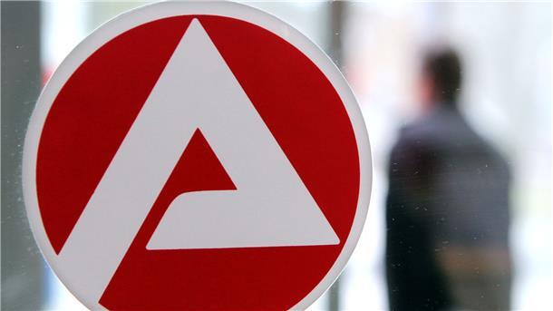 Union lehnt Bürgergeld weiter ab - Ampel-Politiker wütend Das Bürgergeld soll nach dem Willen der Ampel-Koalition die bisherige Grundsicherung Hartz IV ablösen.