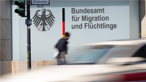 Bericht: 2022 höchste Nettozuwanderung seit 1950 Das Bundesamt für Migration und Flüchtlinge erstellt jedes Jahr den Migrationsbericht der Bundesregierung.