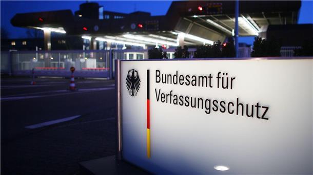 Bedrohung durch Spionage wächst: Mehr Vorsicht nötig Das Bundesamt für Verfassungsschutz warnt Unternehmen und Forschungseinrichtungen vor wachsenden Risiken durch Spionage.