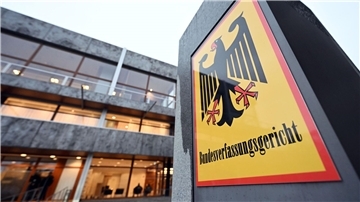 Das Bundesverfassungsgericht beschäftigt sich mit Verfassungsbeschwerden gegen Data Mining.
