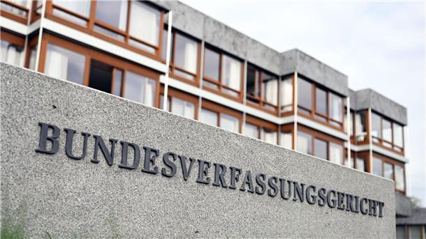 Verfassungsgericht rügt Parteienfinanzierung Das Bundesverfassungsgericht in Karlsruhe.