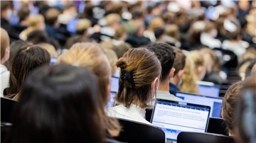 Das bundesweit einheitliche Semesterticket soll bestenfalls zum Sommersemester 2024 starten.