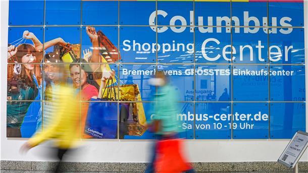 Eine Plakatwand mit Columbus Shopping-Center
