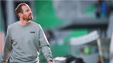 Das Debüt von Fürths Trainer Jan Siewert endet mit einer Niederlage.