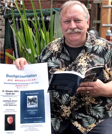 Das dritte Buch der Familiensaga von Jürgen Hoops hat den Titel „Schwere Zeiten“.