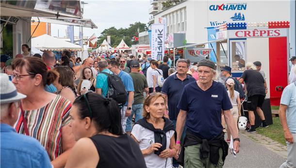 Das Duhner Wattrennen lockt wieder tausende von Gästen an den Nordseedeich.