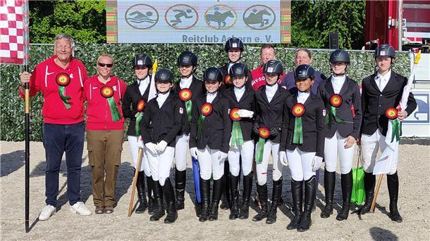 Das erfolgreiche Bremer Team bei den Deutschen Meisterschaften im Vierkampf.