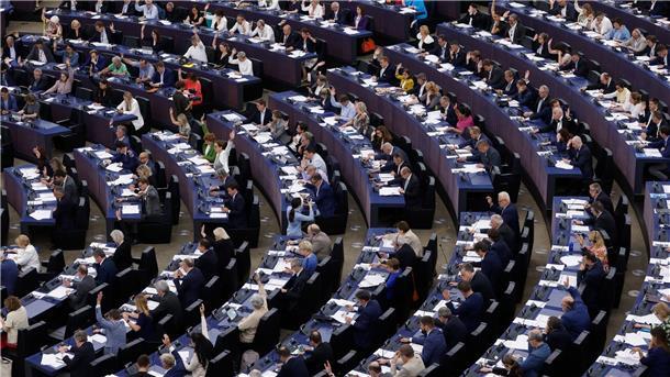 Das Europaparlament in Straßburg hat sich für  Maßnahmen, die vor Kreditkartenschulden oder ungeeigneten Krediten schützen sollen, ausgesprochen.