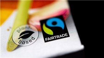 Das Fairtrade-Siegel auf einer Lebensmittelverpackung.
