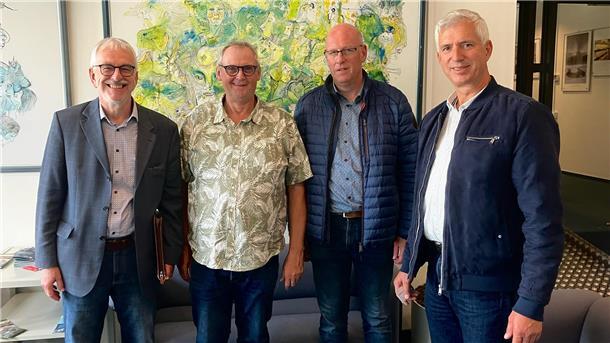 Das Foto zeigt von links: Jürgen Meyer, Albert Mumme, Eike Bohlmann und Jens Schmidt